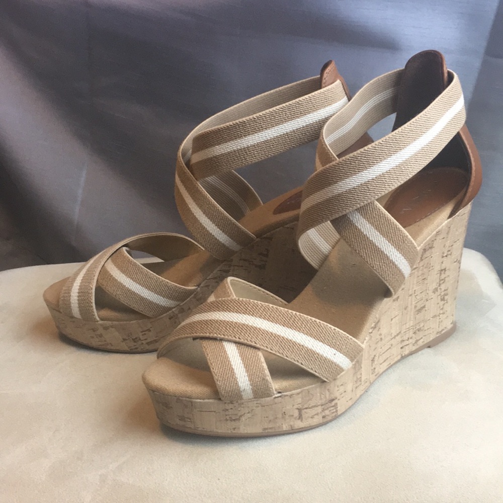Beige and White wedge sandal